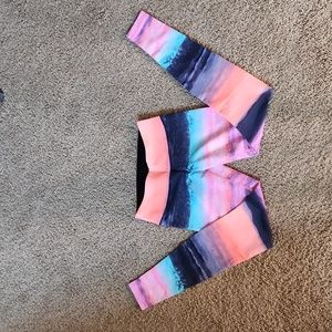 Lululemon wunder under. Beachscape. Size 6.